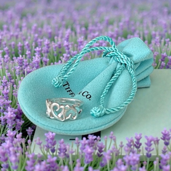 Tiffany & Co Paloma Picasso Triple Hearts Ring - Picture 4 of 11